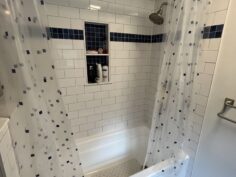 1C19D3EE-18B8-4FD6-BE7F-409E093D0E5B-min